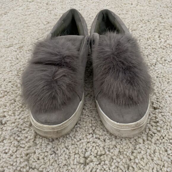 Sam Edelman Shoes Womens 6.5 LEYA Gray Suede Leather Pom Pom Fur Slip-On Sneaker - Picture 3 of 7